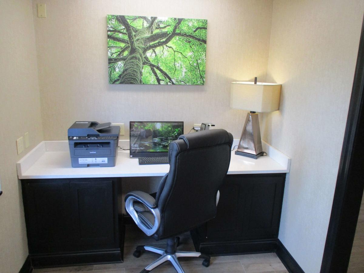 Best Western Presidential Hotel & Suites - thumb 15