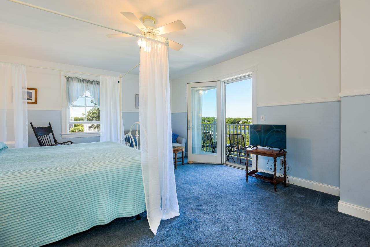 Payne's Harbor View Inn - thumb 38