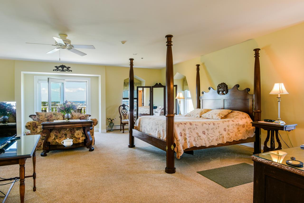 Payne's Harbor View Inn - thumb 28