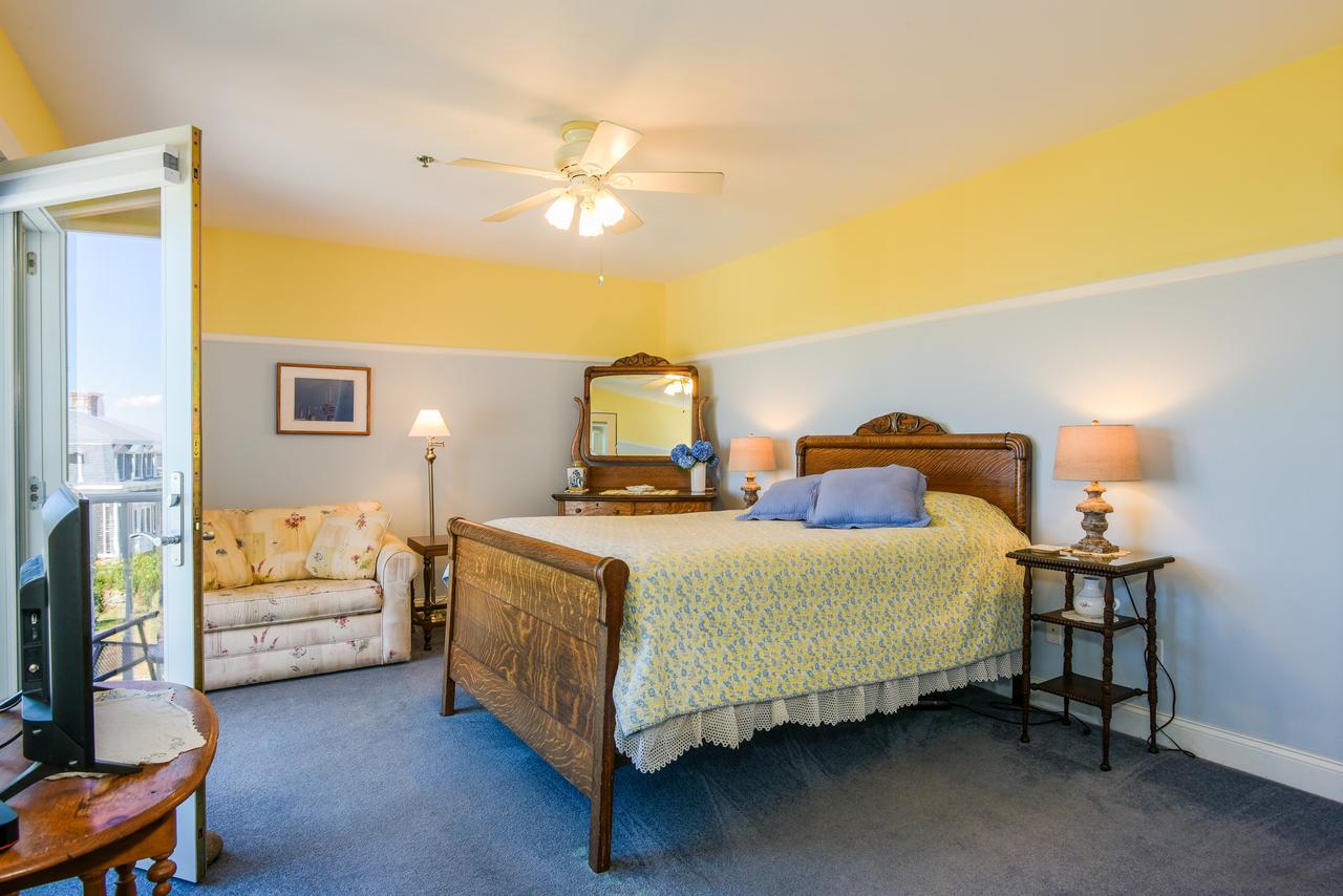 Payne's Harbor View Inn - thumb 37