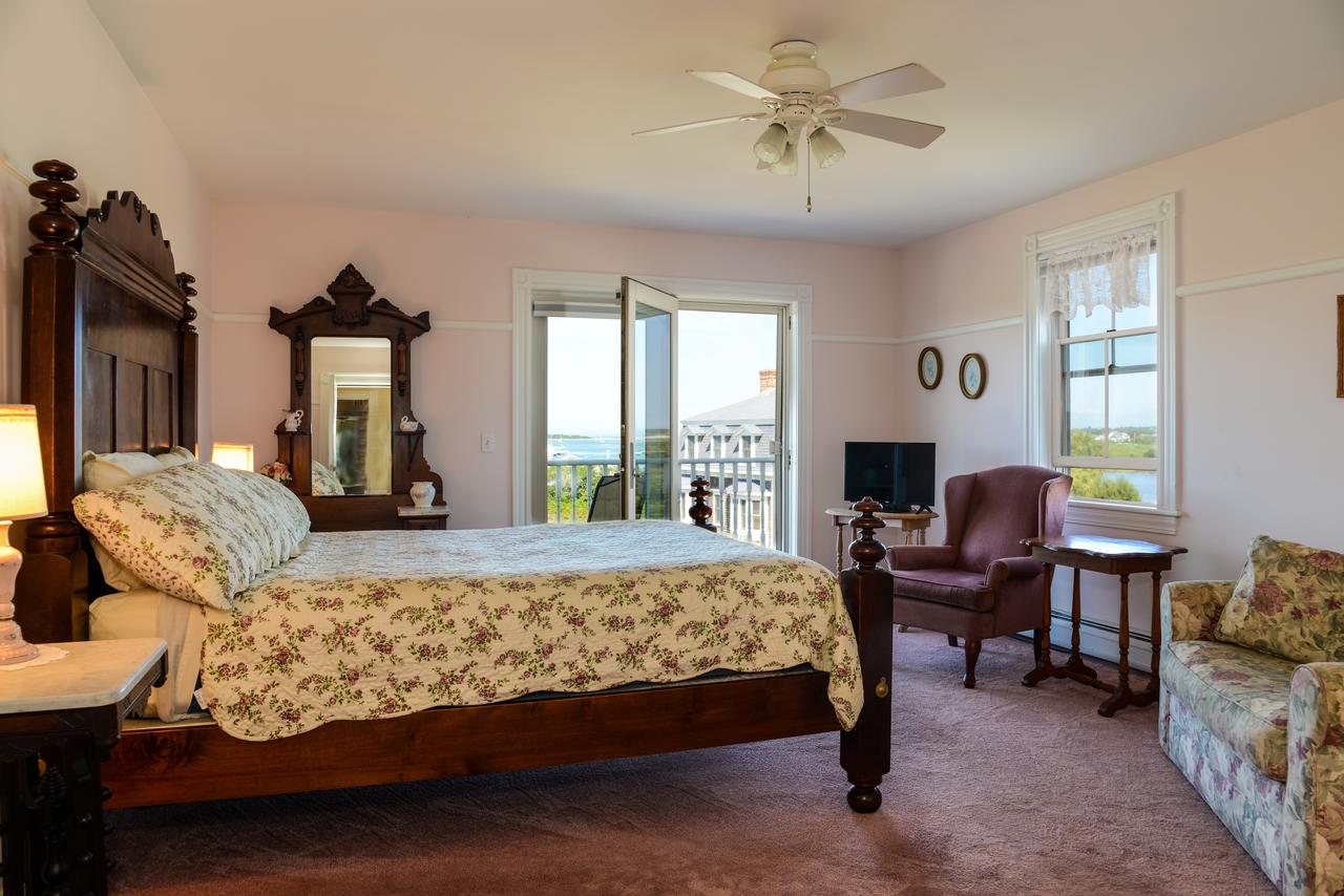 Payne's Harbor View Inn - thumb 7