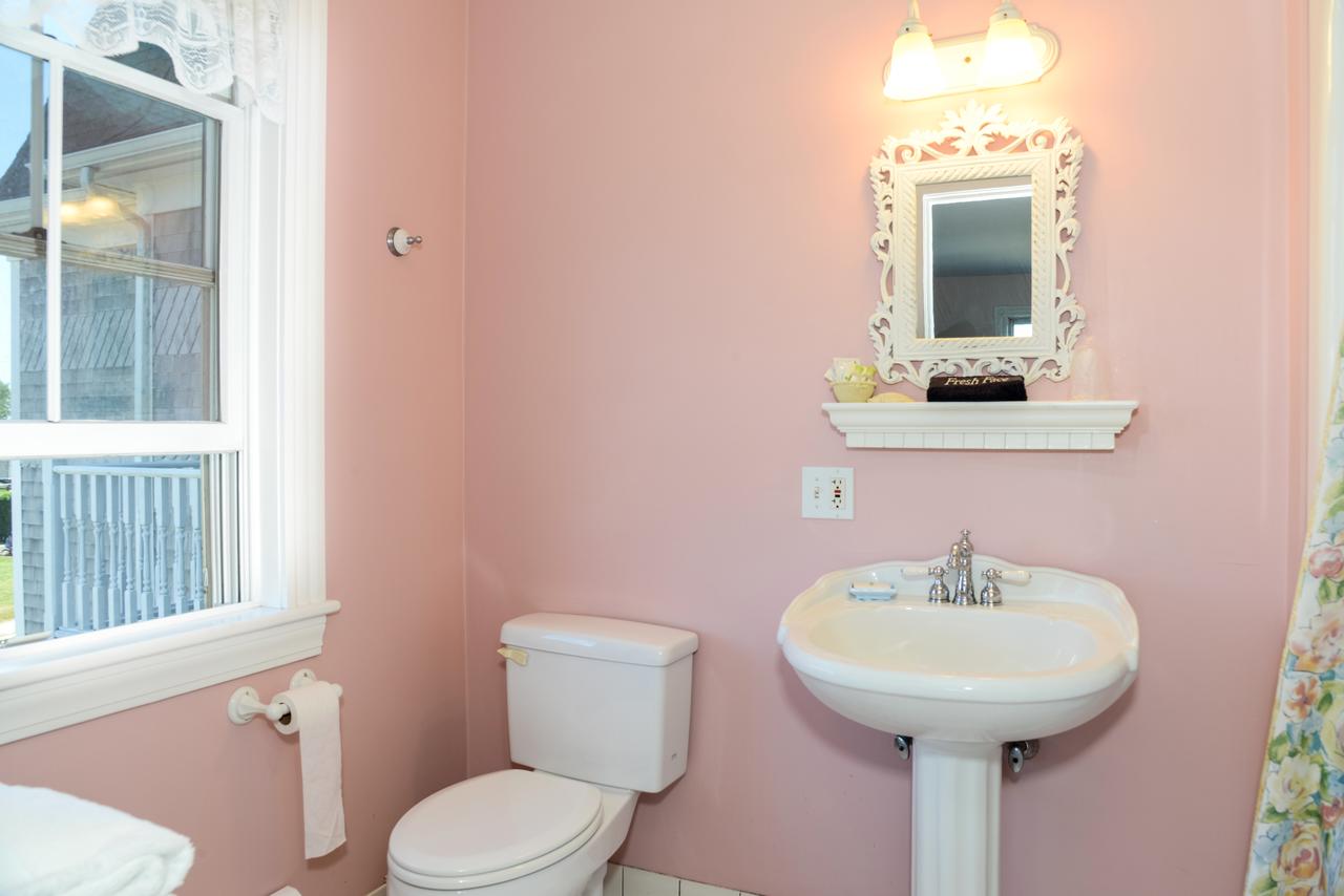 Payne's Harbor View Inn - thumb 8