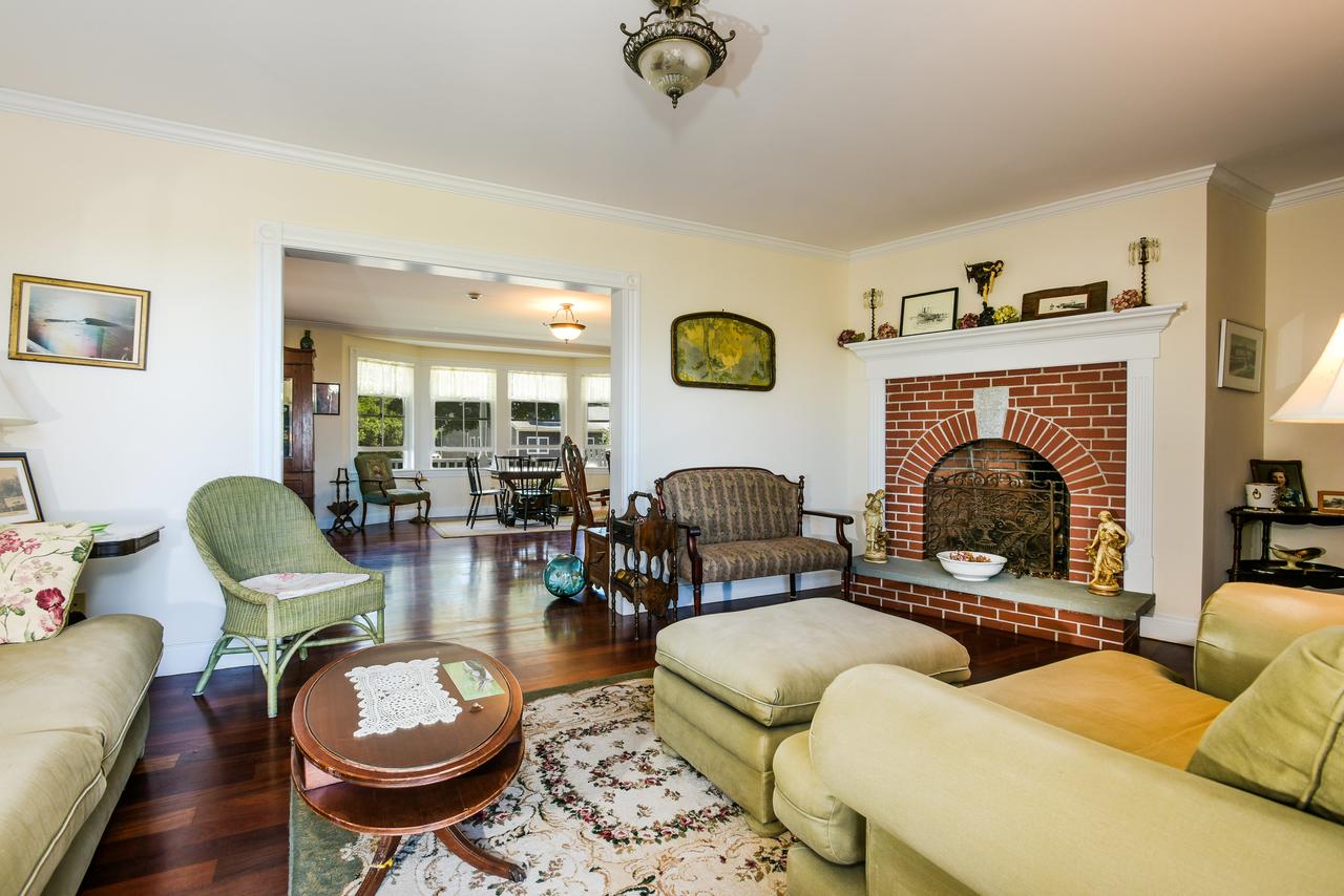 Payne's Harbor View Inn - thumb 18