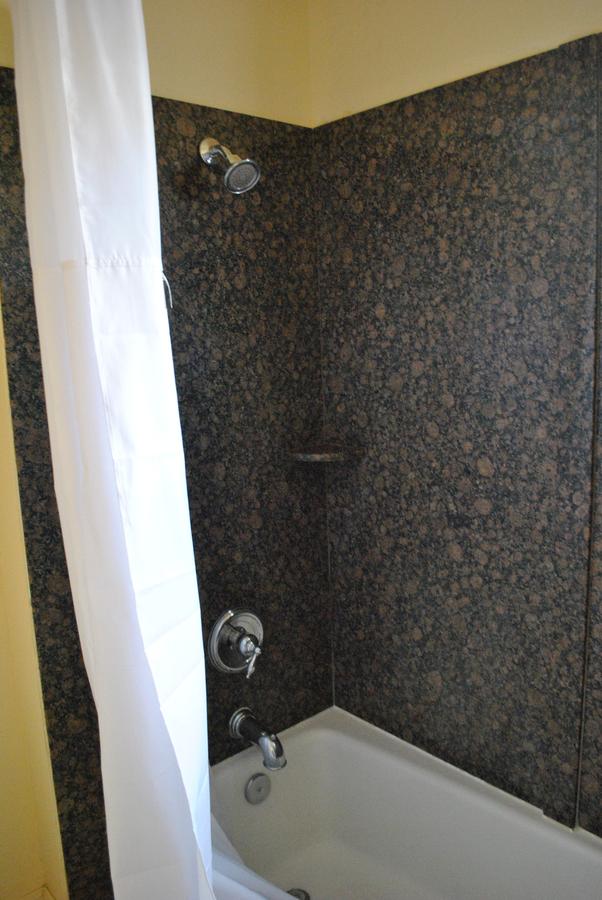 Beachwalker Inn & Suites - thumb 39