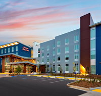 Hampton Inn  Suites San Diego Airport Liberty Station - Accommodation Los Angeles