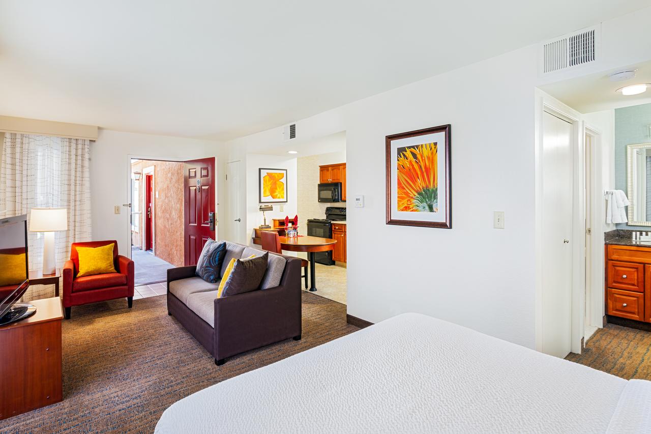 Clementine Hotel & Suites Anaheim - thumb 11