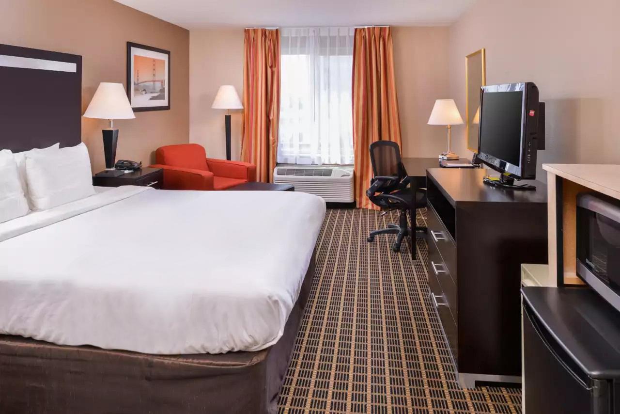 Hotel Nova SFO By FairBridge - thumb 11