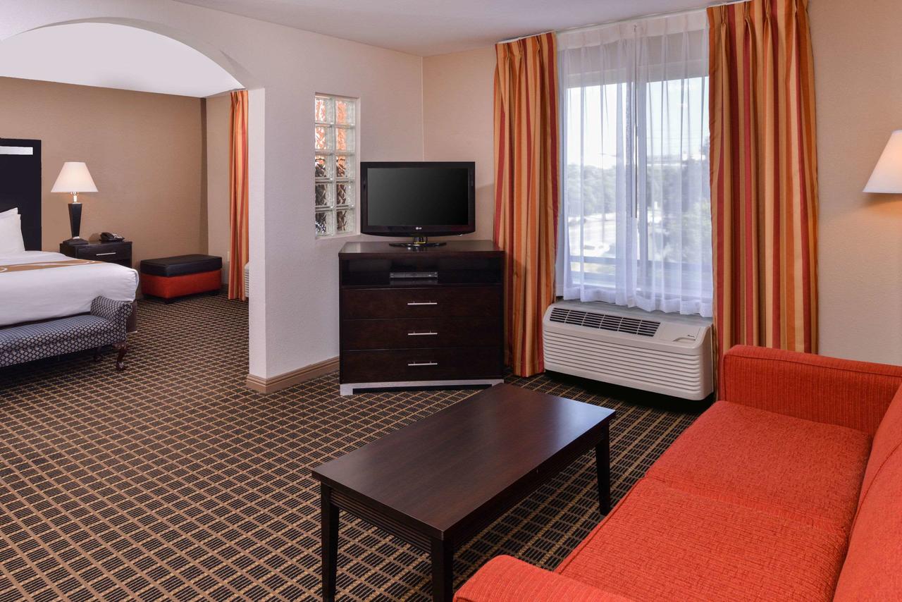 Hotel Nova SFO By FairBridge - thumb 35