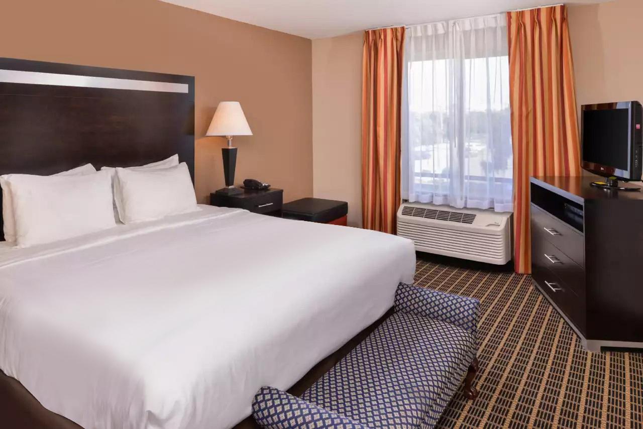 Hotel Nova SFO By FairBridge - thumb 4