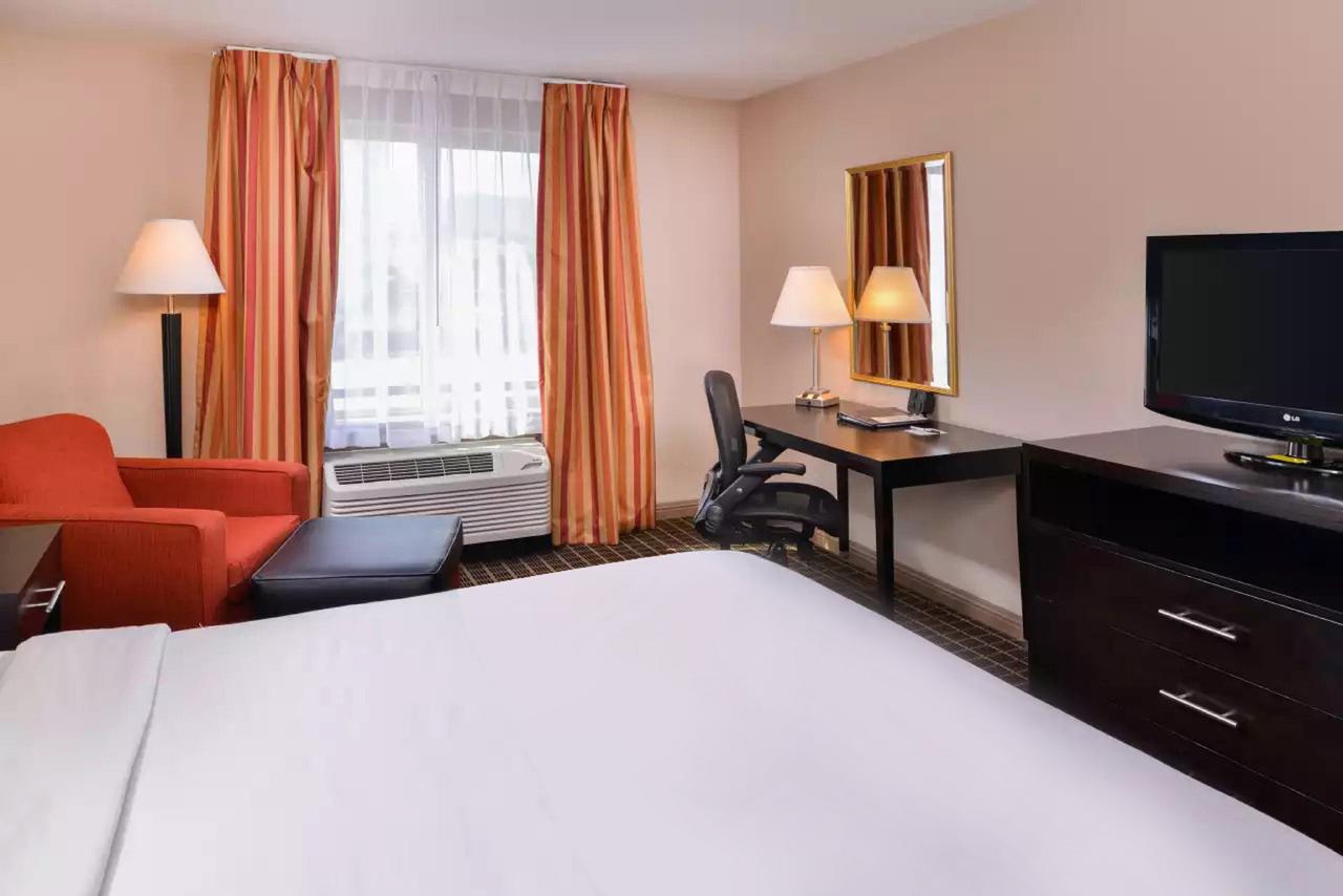 Hotel Nova SFO By FairBridge - thumb 12