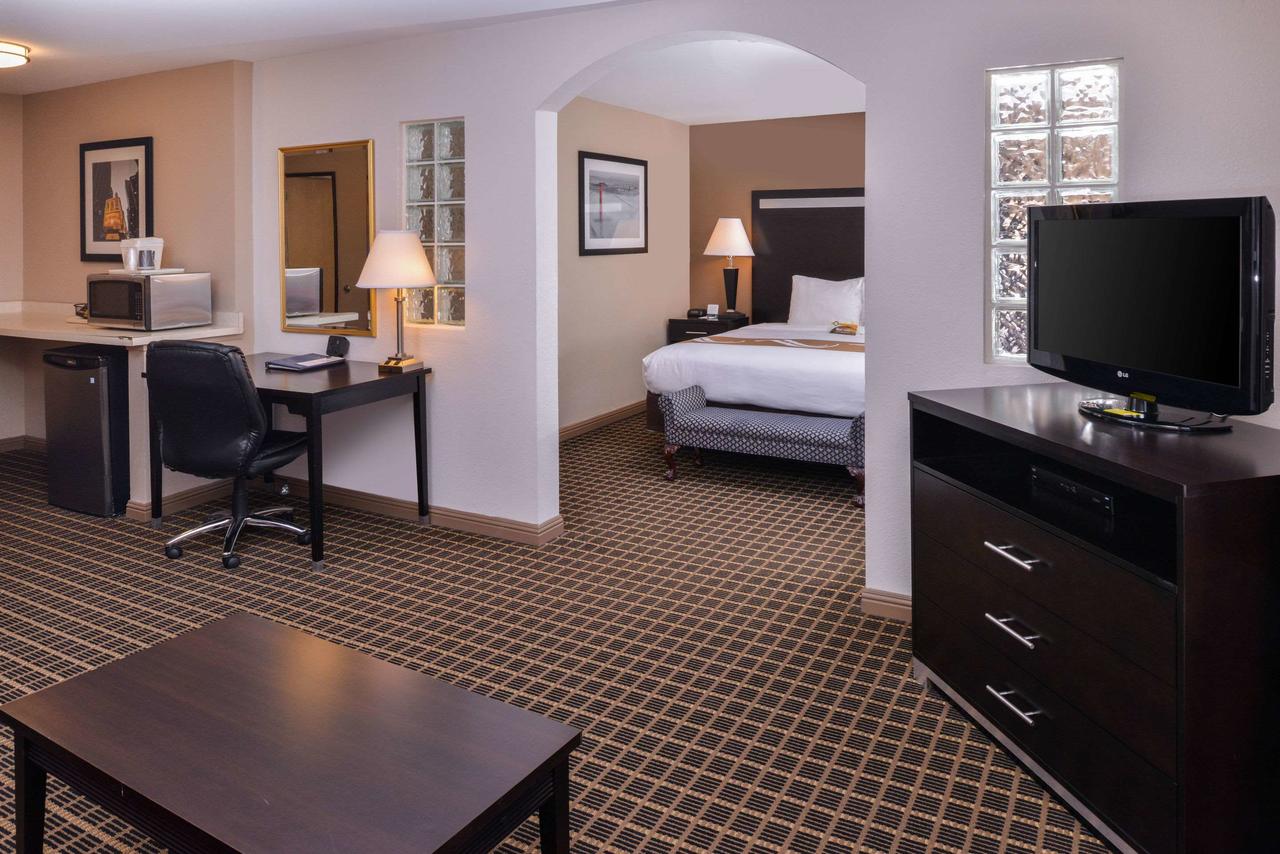 Hotel Nova SFO By FairBridge - thumb 34