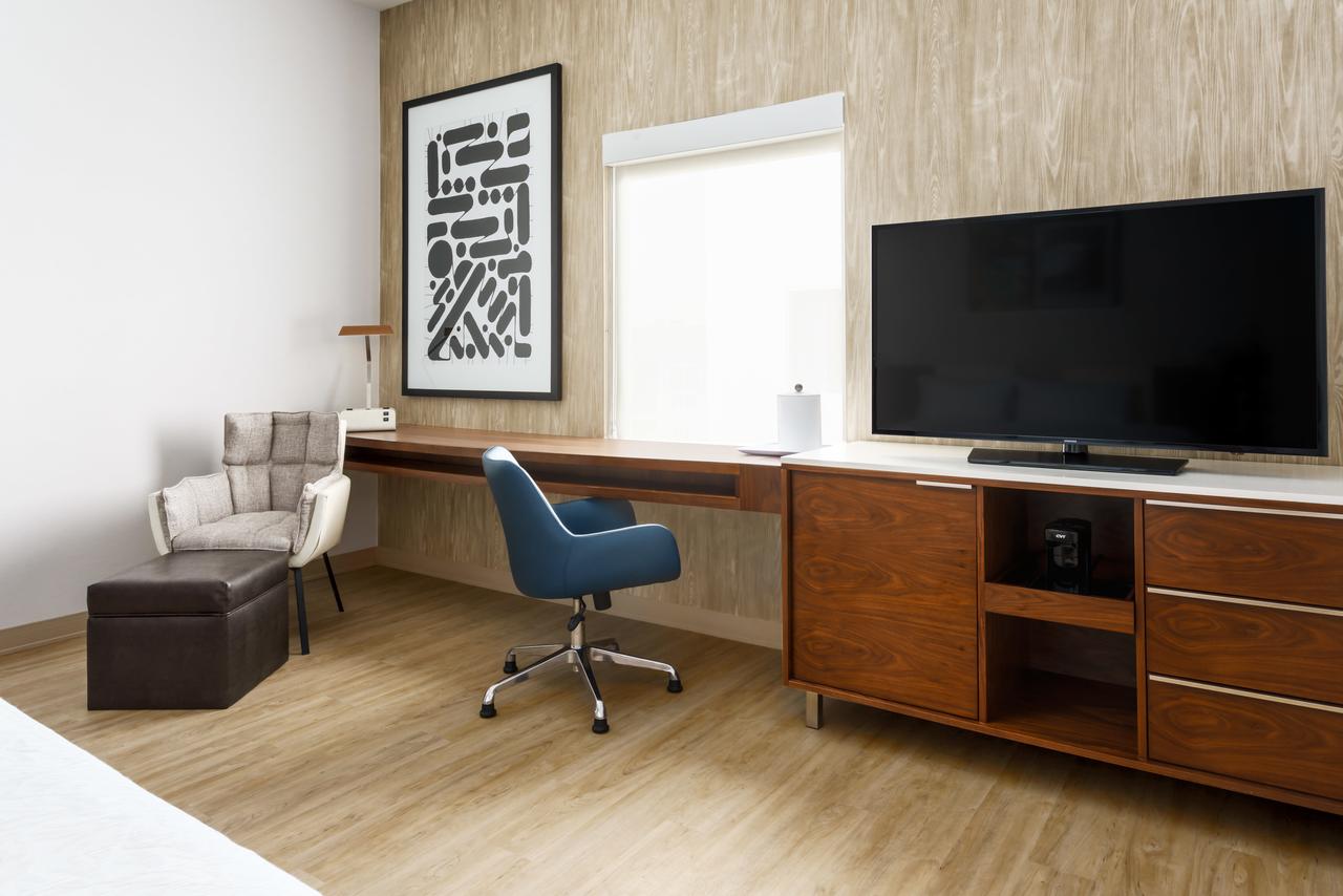 Hampton Inn & Suites Santa Monica - thumb 19