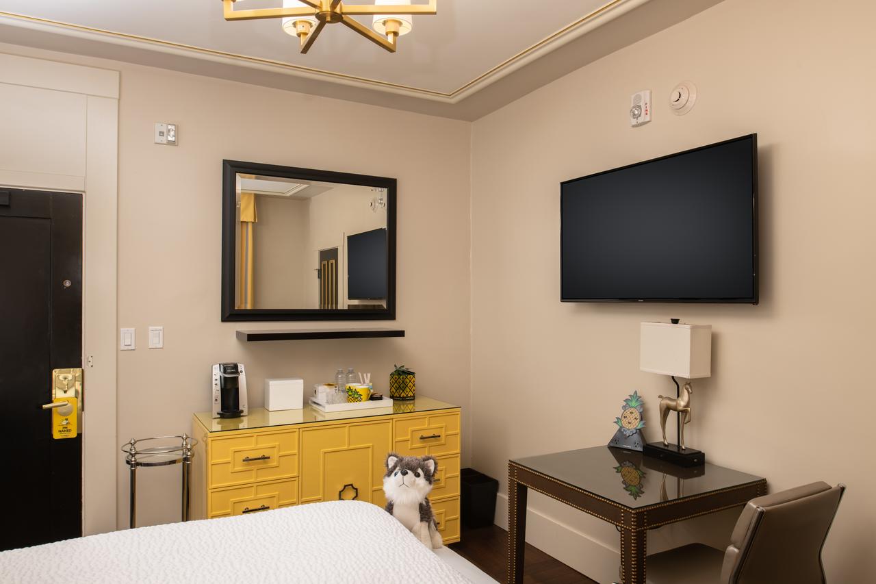 Staypineapple, An Elegant Hotel, Union Square - thumb 6