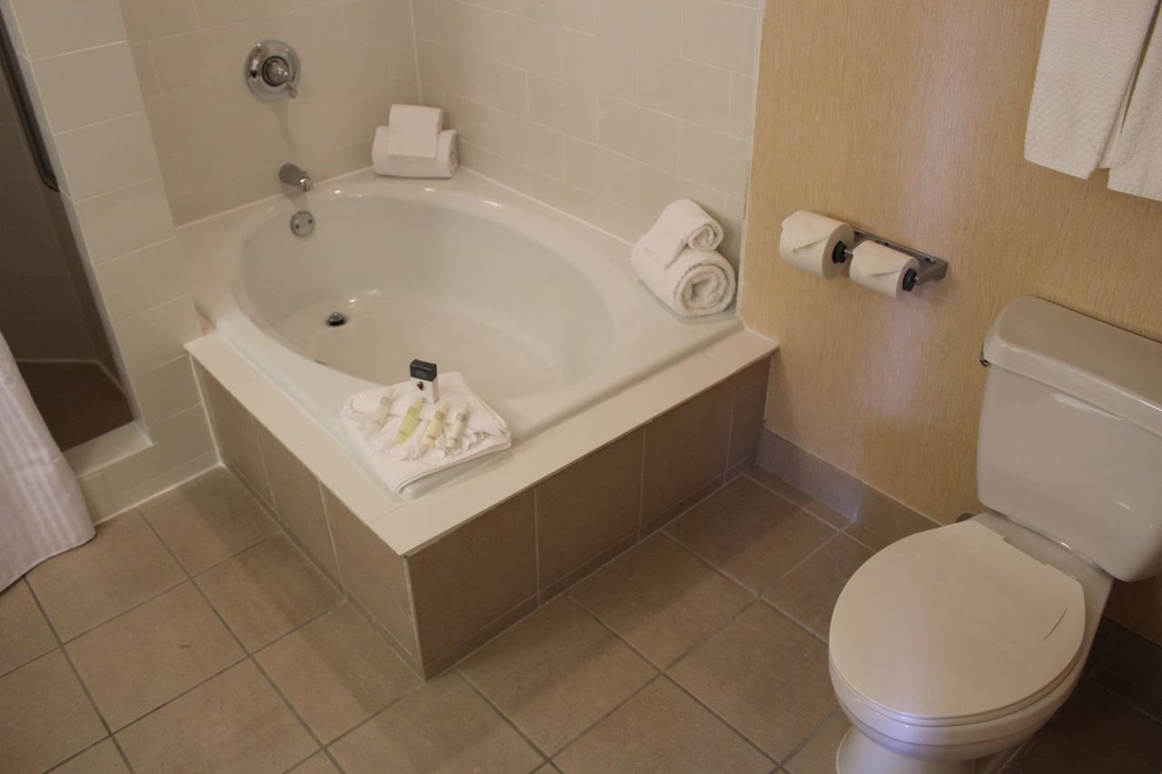 DoubleTree Suites By Hilton Santa Monica - thumb 29