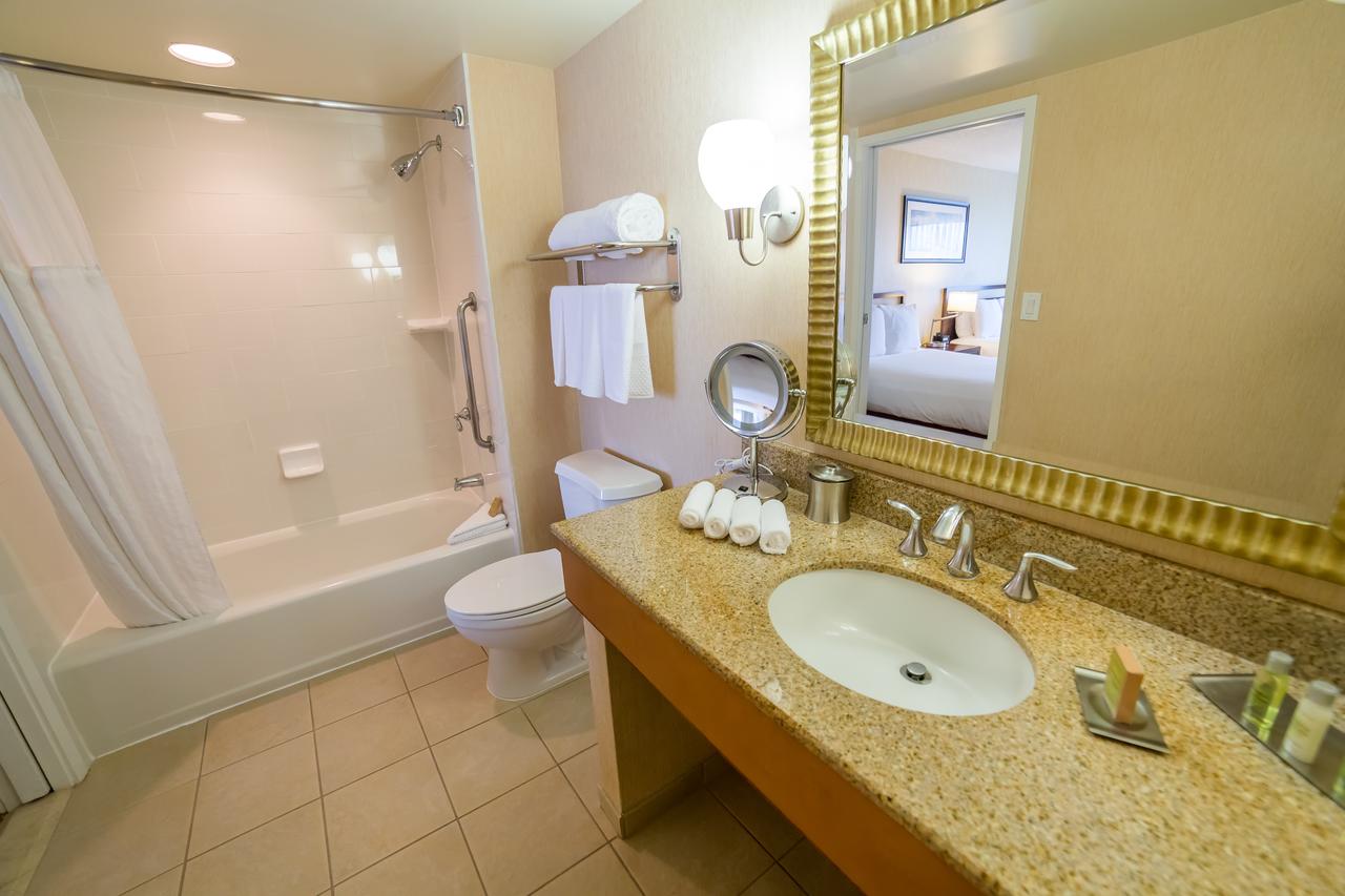 DoubleTree Suites By Hilton Santa Monica - thumb 4