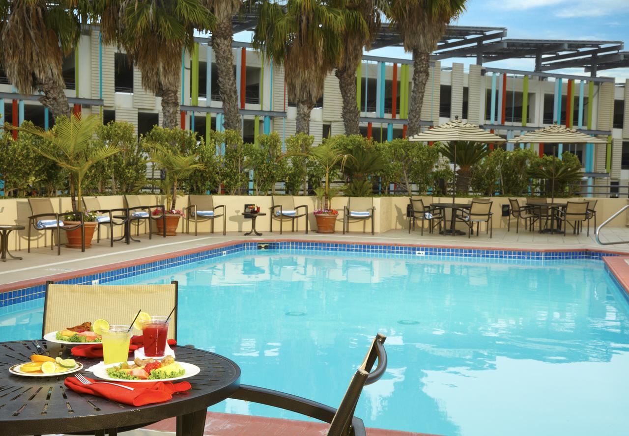DoubleTree Suites By Hilton Santa Monica - thumb 0