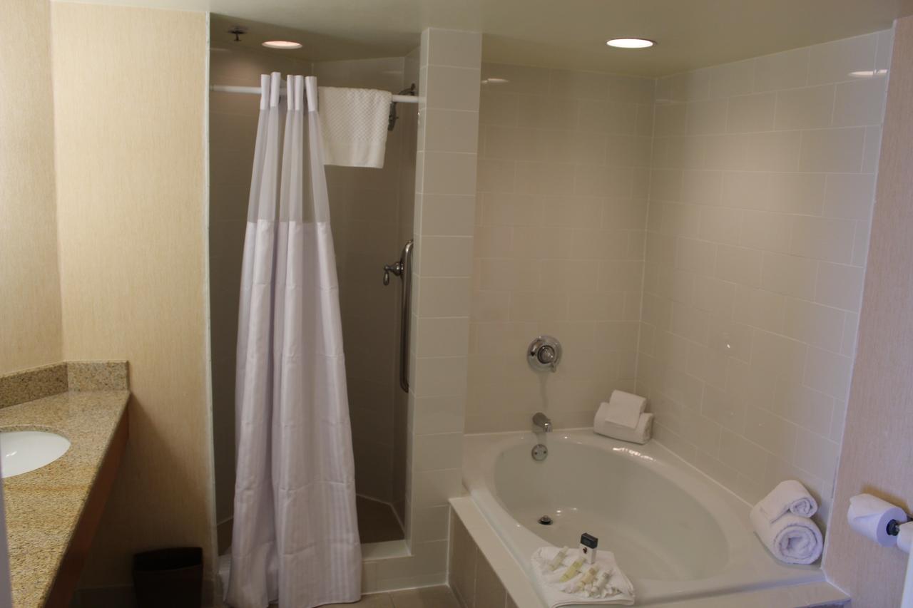 DoubleTree Suites By Hilton Santa Monica - thumb 30