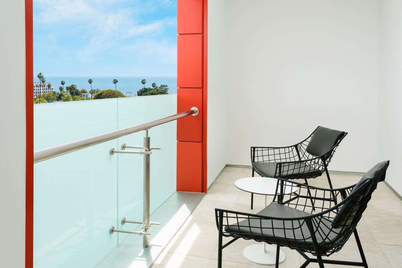 Courtyard By Marriott Santa Monica - thumb 25