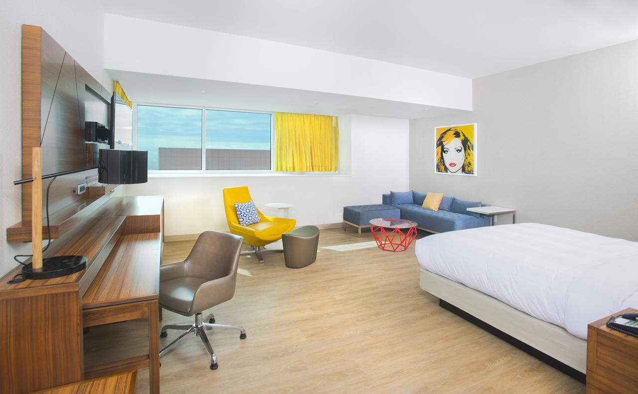 Courtyard By Marriott Santa Monica - thumb 35