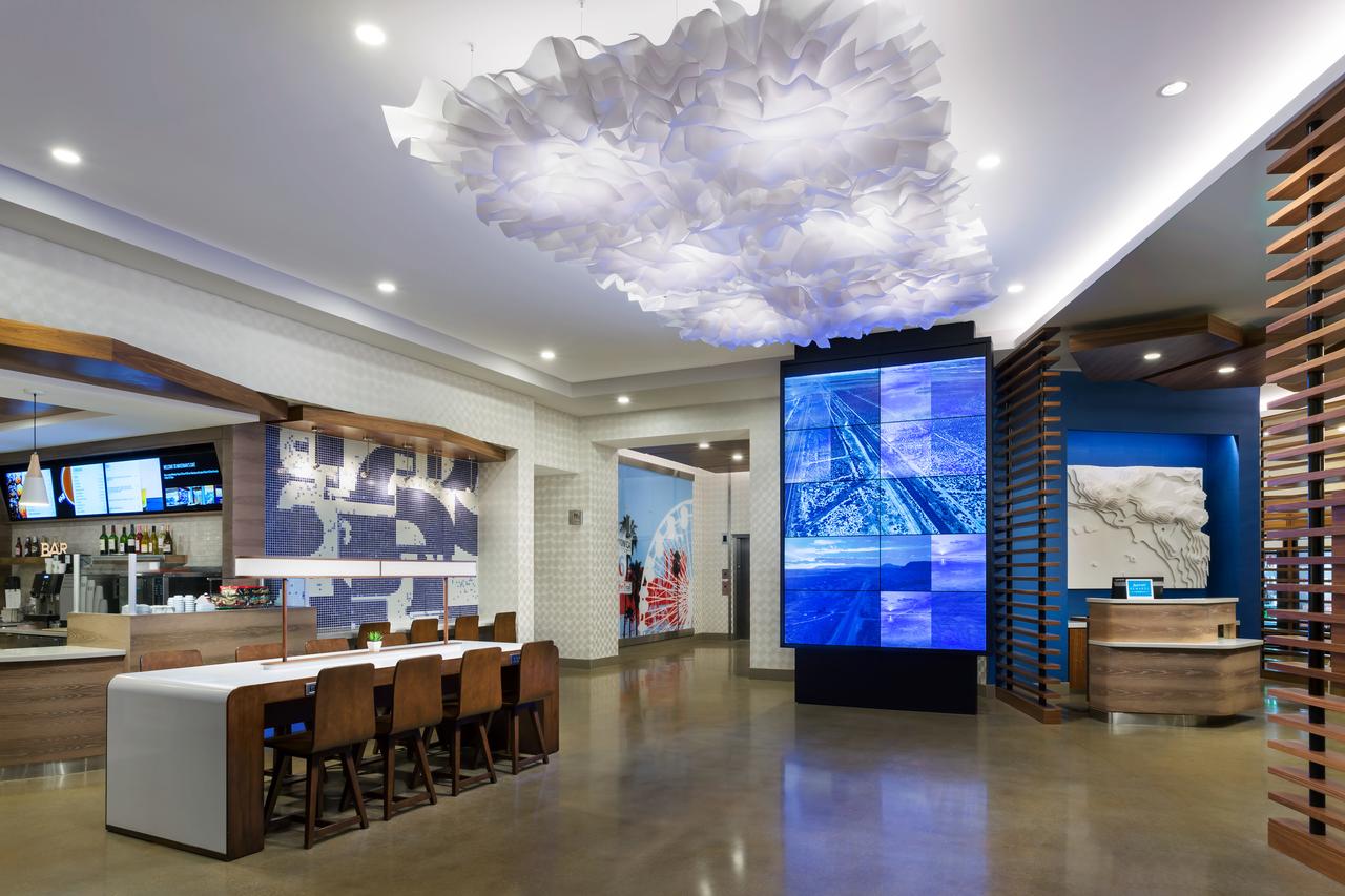 Courtyard By Marriott Santa Monica - thumb 39