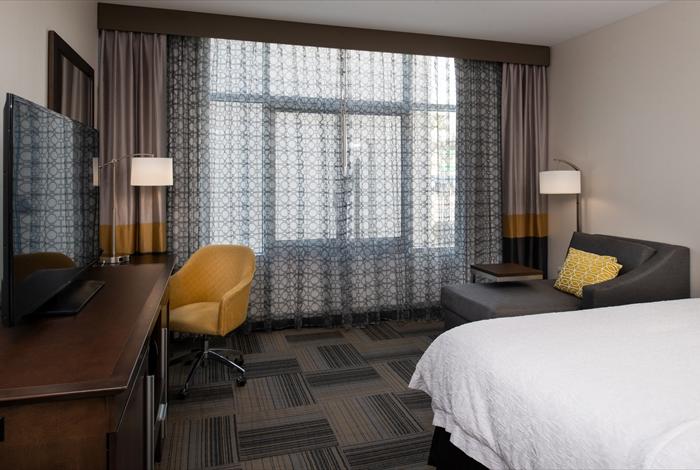 Hampton Inn & Suites Los Angeles/Hollywood, CA - thumb 4