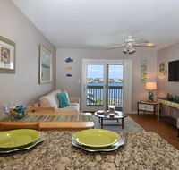 Docks on Old River Unit 7C - Accommodation Los Angeles