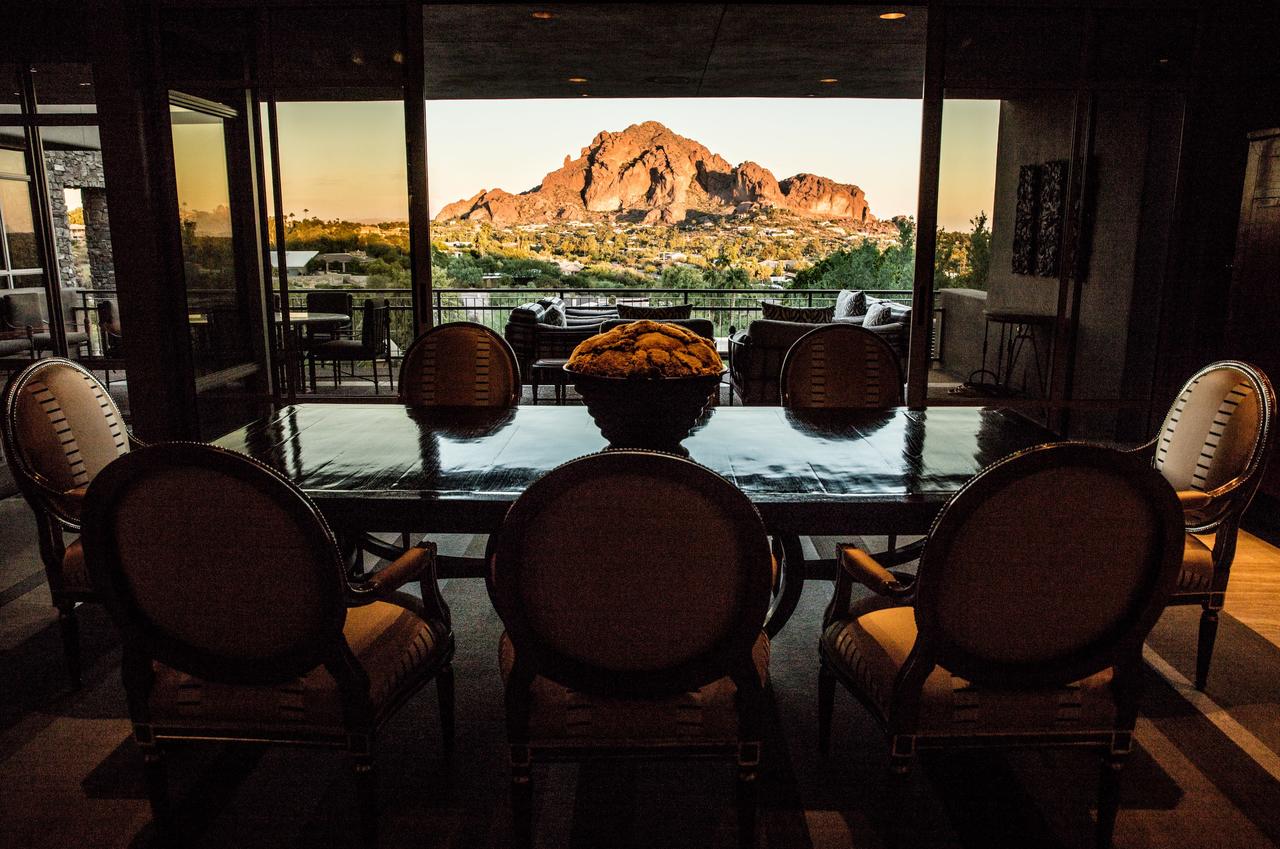 Paradise Valley Hillside Mansion - thumb 5