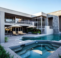 Paradise Valley Hillside Mansion - Accommodation Los Angeles