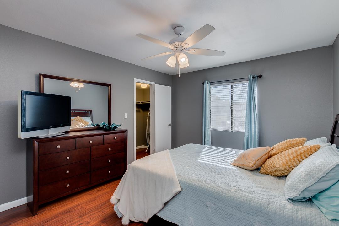69th #232 Condo - thumb 6