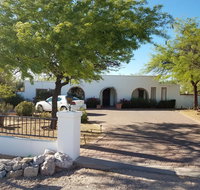 Desert Oasis - Pool, Patios and Piano - Accommodation Los Angeles