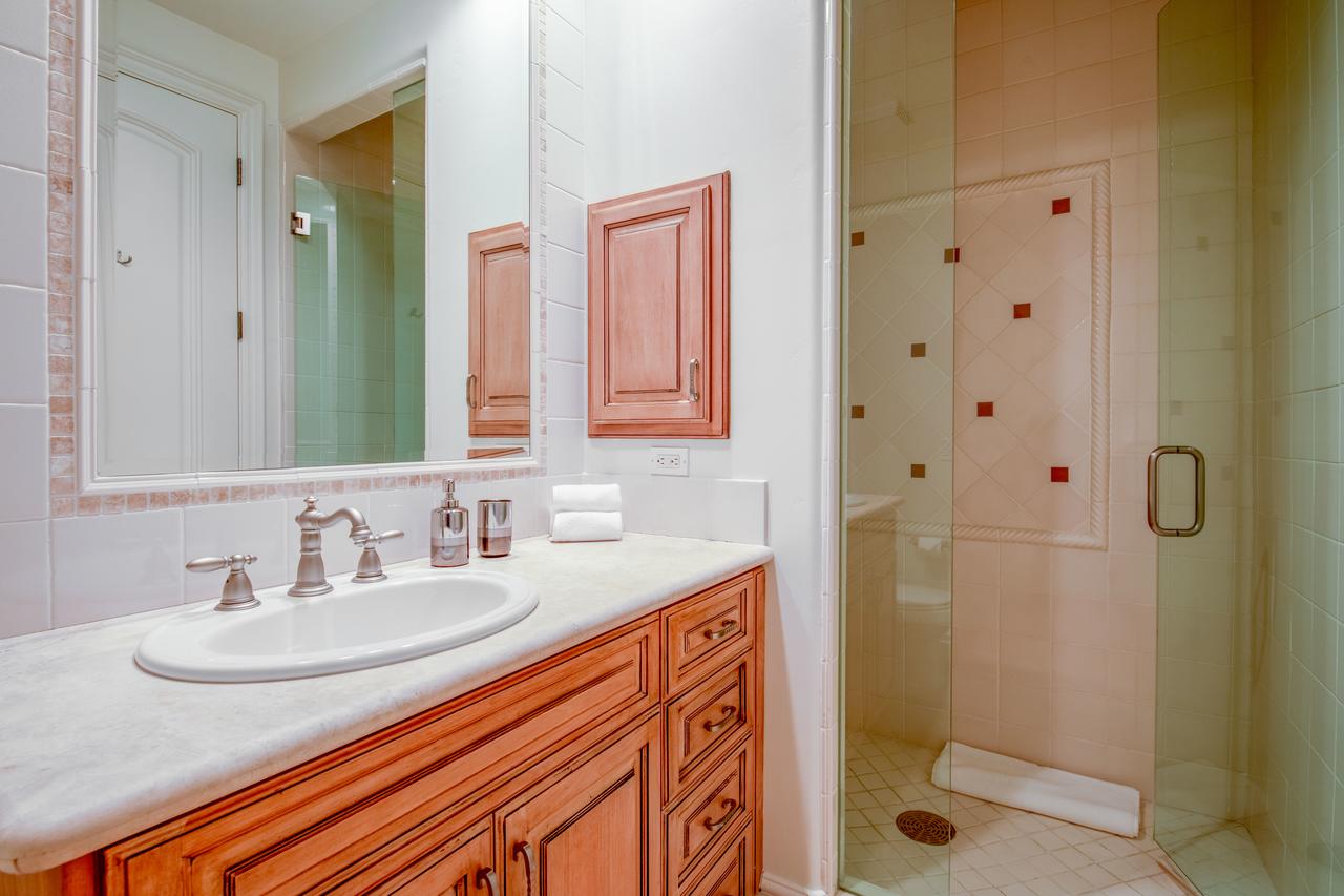 7832 North El Arroyo Road House - thumb 4