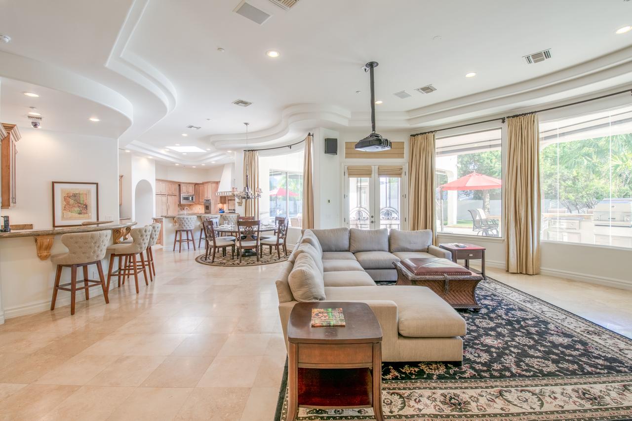 7832 North El Arroyo Road House - thumb 5