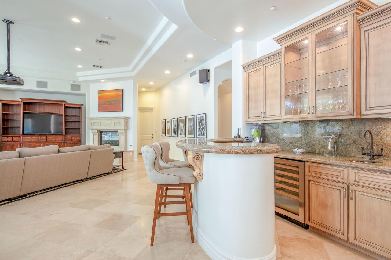 7832 North El Arroyo Road House - thumb 2