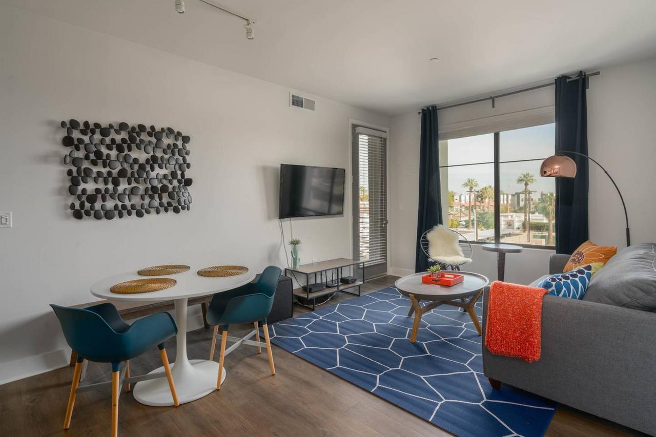 2BR | Downtown | Heated Pool #3045 By WanderJaunt - thumb 20