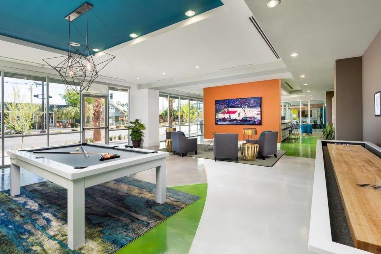New! Stunning 1BR/1BA DT Phoenix Apt By Domio - thumb 10