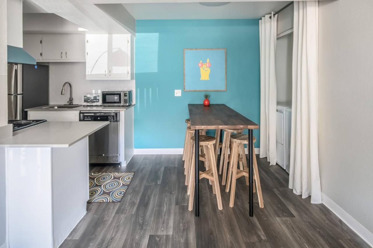 2BR Apt In North Phoenix With Pool By WanderJaunt - thumb 22