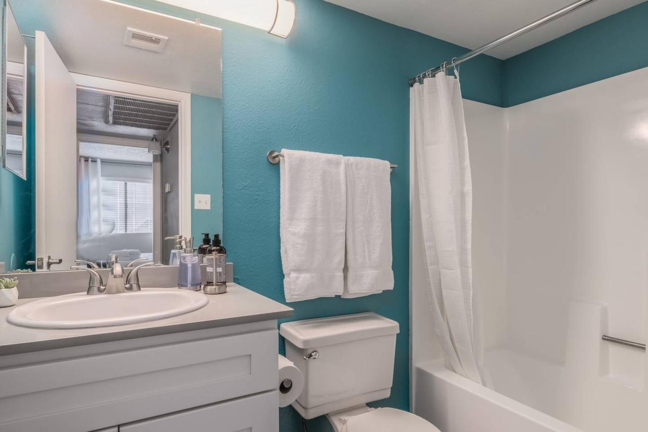 2BR Apt In North Phoenix With Pool By WanderJaunt - thumb 26