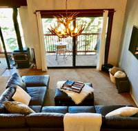 Blue Jay Chalet - Accommodation Los Angeles