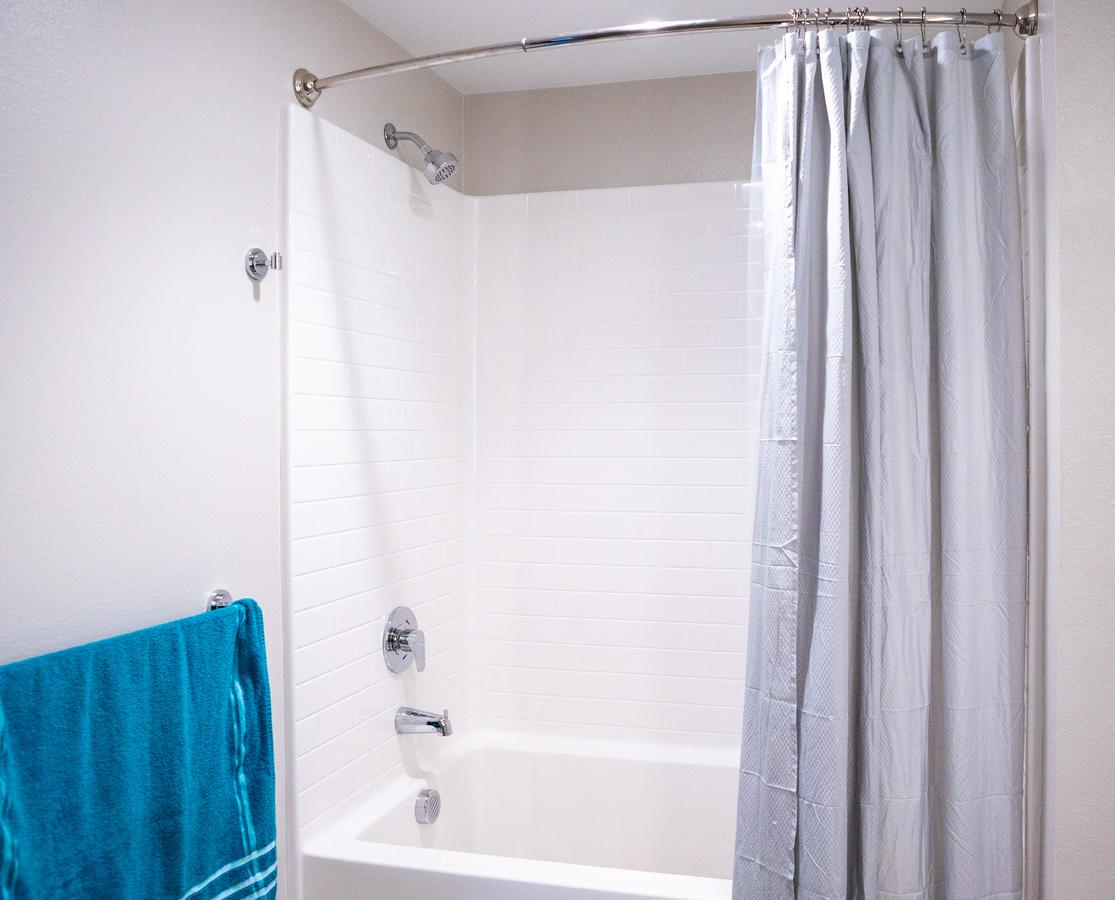 Spectacular 2BR Suite Close To Disneyland - thumb 2