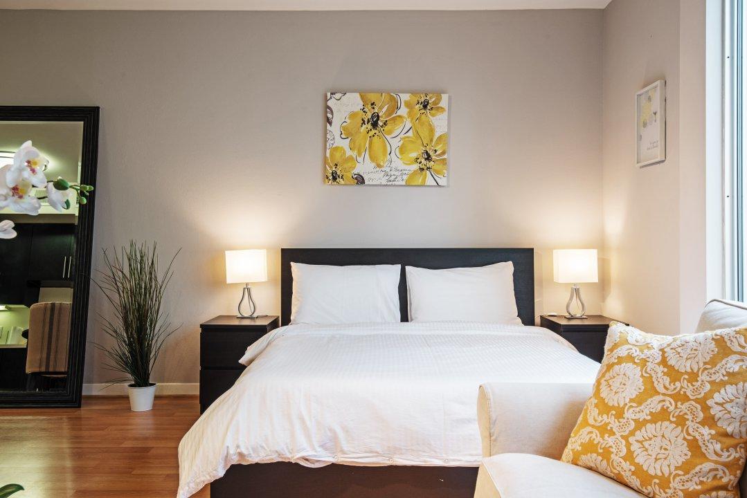 Modern Studio In Santa Monica - thumb 3