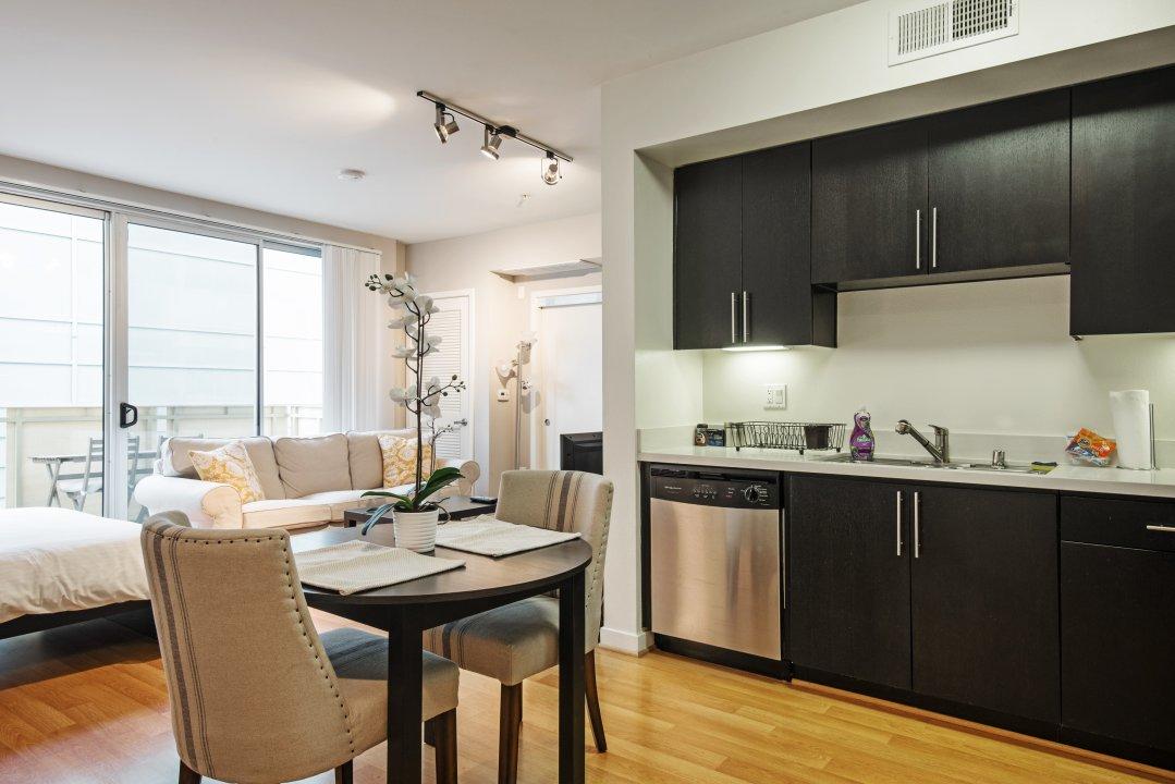 Modern Studio In Santa Monica - thumb 0