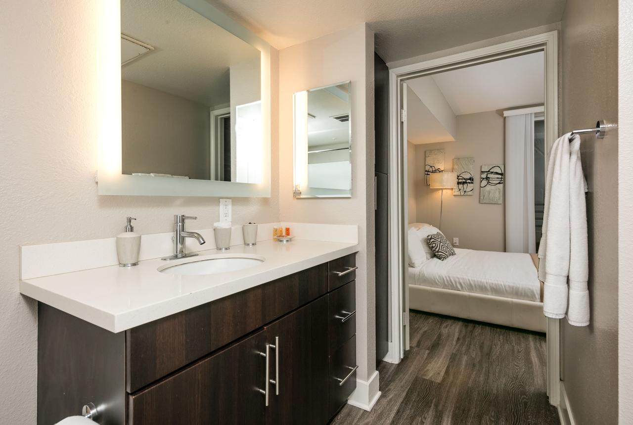 Fully Furnished Suites In Cloverfield - thumb 26