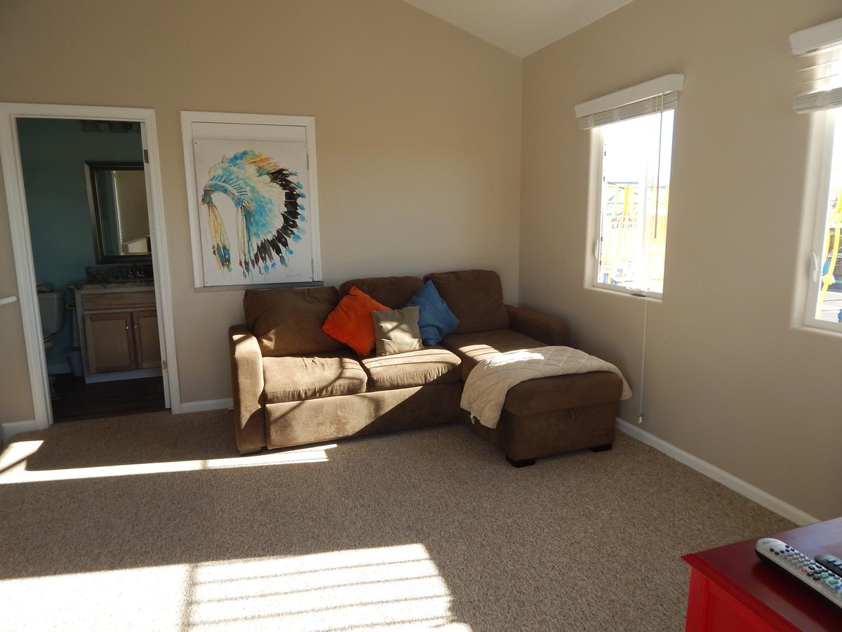 320 Main Street Two-Bedroom Holiday Home - thumb 16