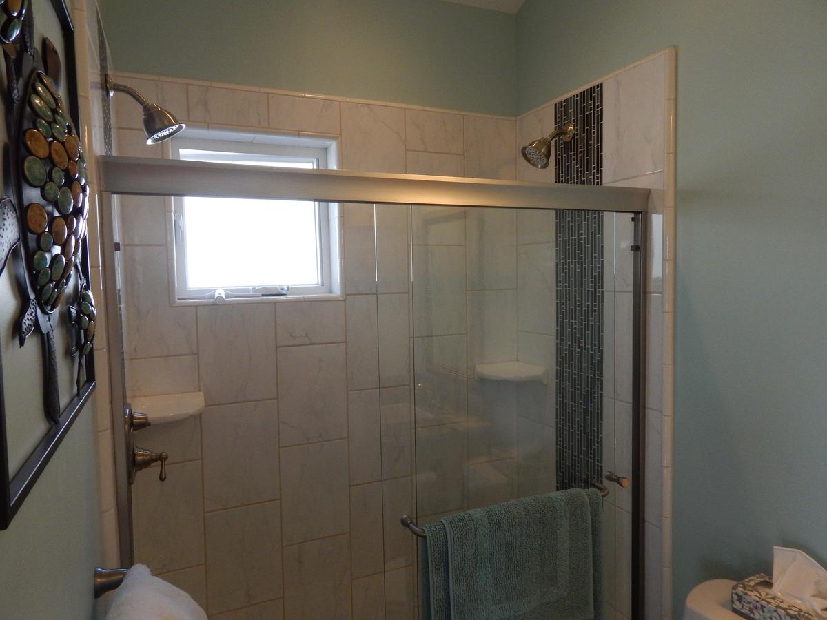 320 Main Street Two-Bedroom Holiday Home - thumb 20