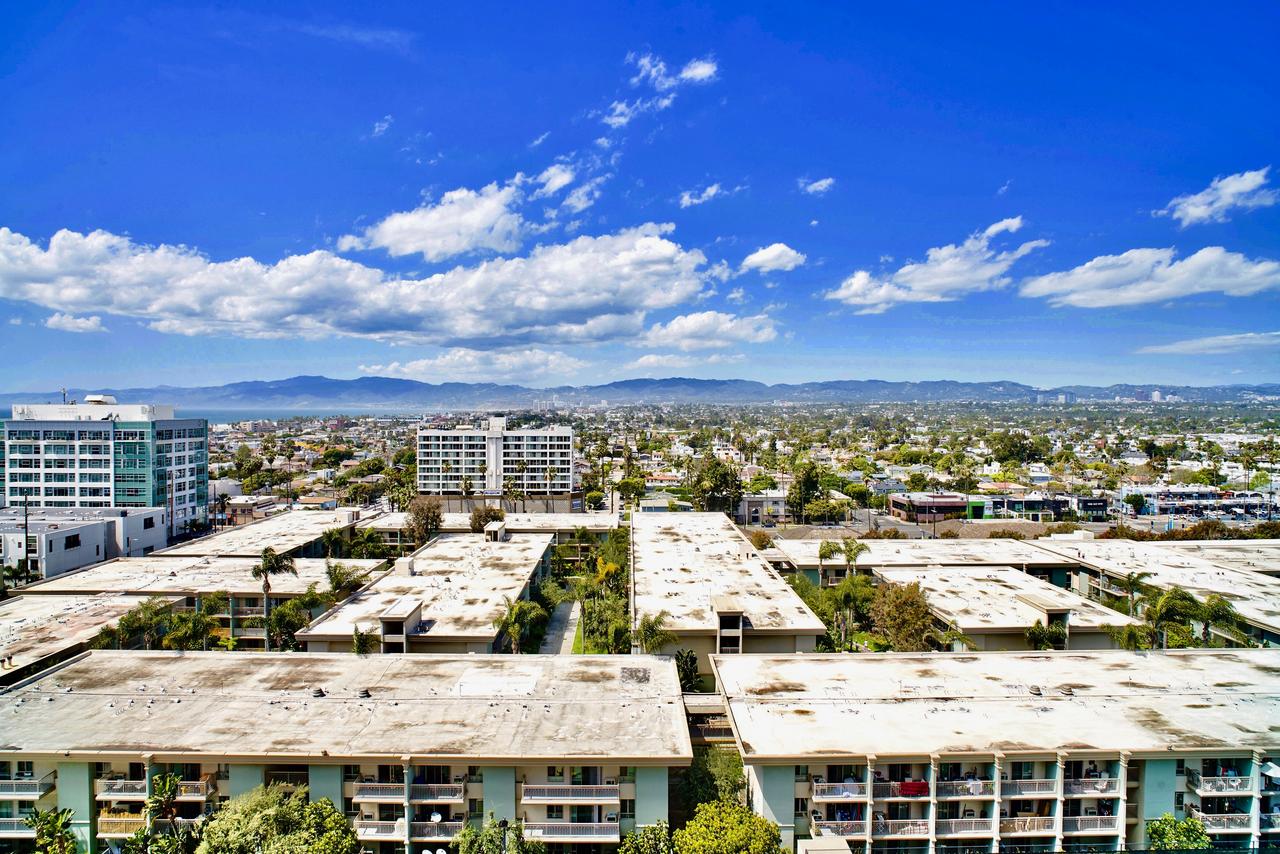 Beach Front Penthouse In Marina Del Rey/ Venice Beach - thumb 12
