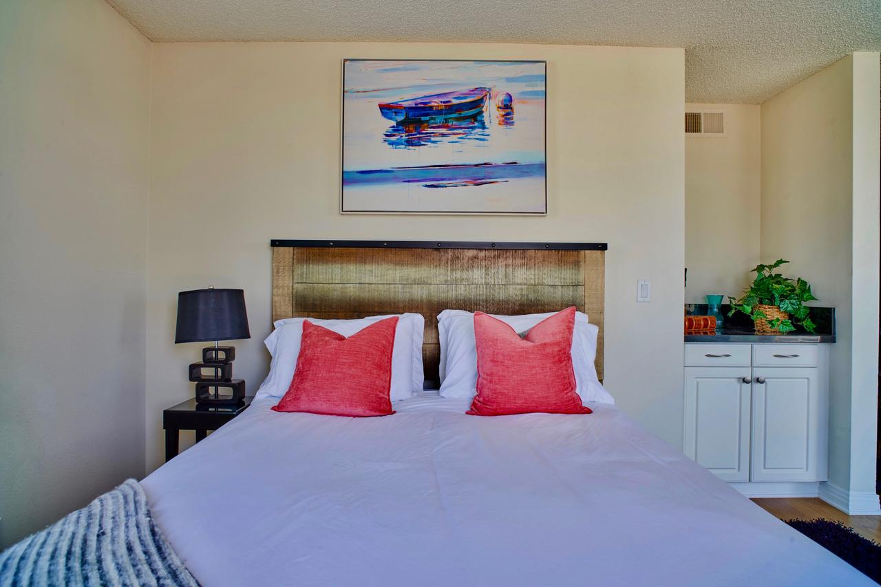 Beach Front Penthouse In Marina Del Rey/ Venice Beach - thumb 36