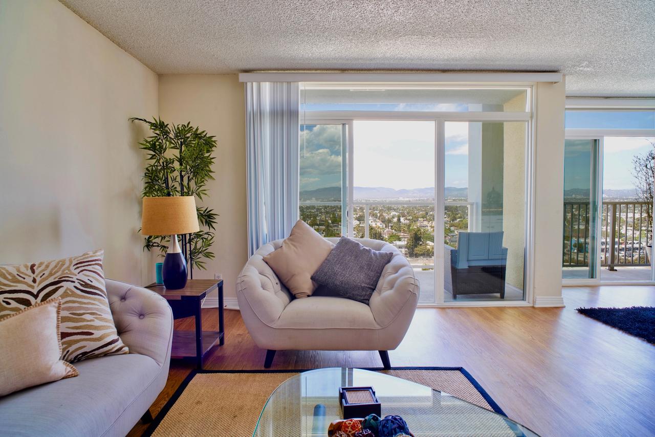 Beach Front Penthouse In Marina Del Rey/ Venice Beach - thumb 0