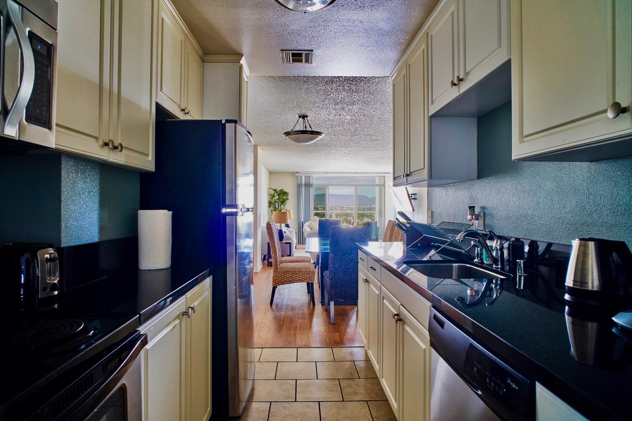 Beach Front Penthouse In Marina Del Rey/ Venice Beach - thumb 1