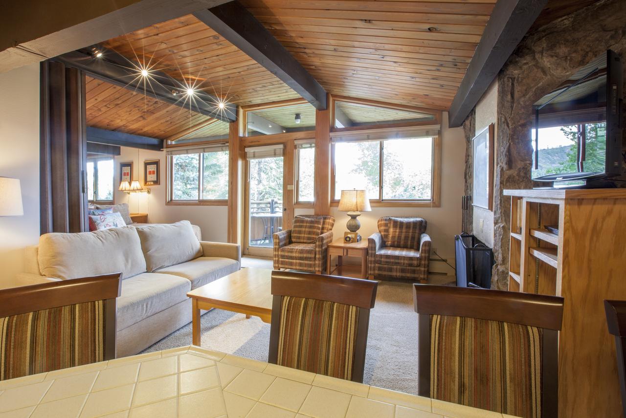 Laurelwood Condominiums, A Destination Residence - thumb 29