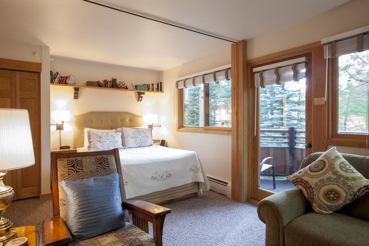 Laurelwood Condominiums, A Destination Residence - thumb 8